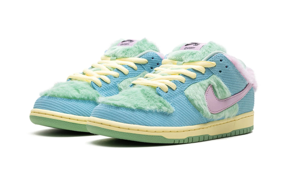 Nike SB Dunk Low "Verdy - Visty"