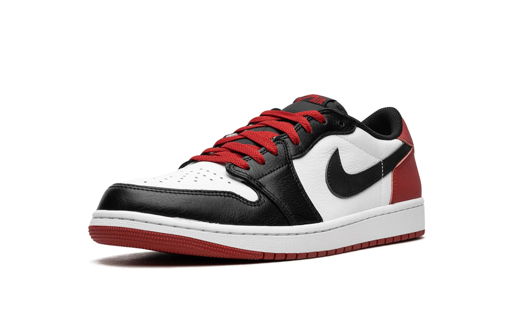 Air Jordan 1 Low "Black Toe 2023"